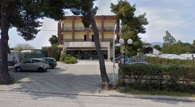 (For Sale) Commercial Building || East Attica/Anoixi - 1.550 Sq.m, 2.800.000€ 