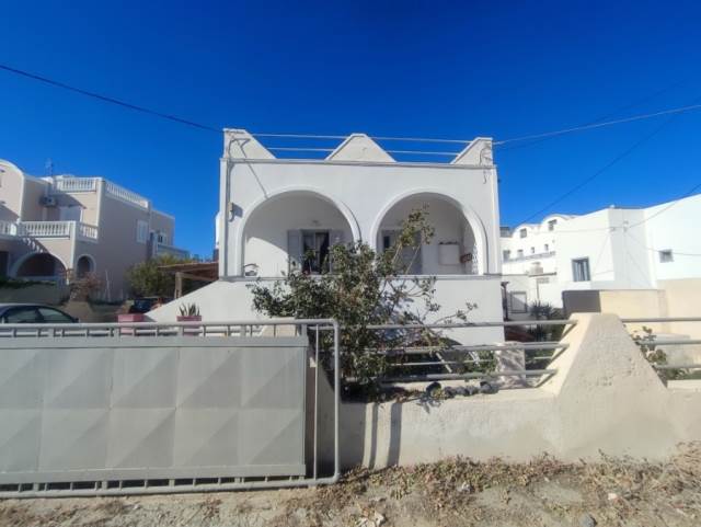 (For Sale) Residential Residence complex || Cyclades/Santorini-Thira - 190 Sq.m, 900.000€ 