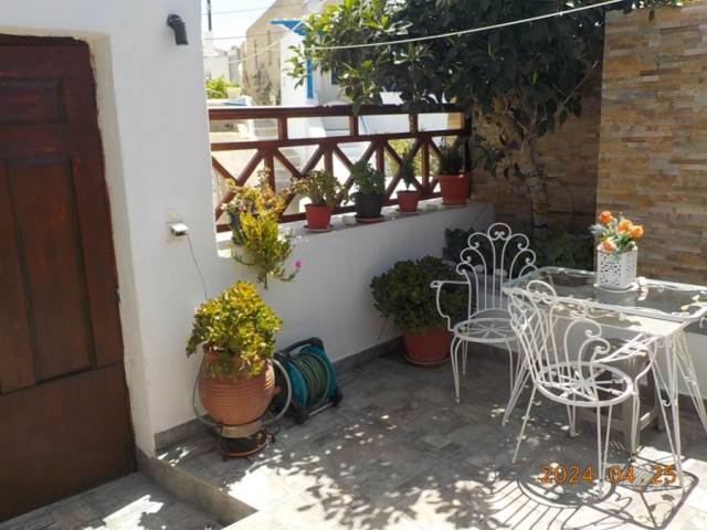 (For Sale) Residential Other properties || Cyclades/Santorini-Thira - 100 Sq.m, 3 Bedrooms, 430.000€ 