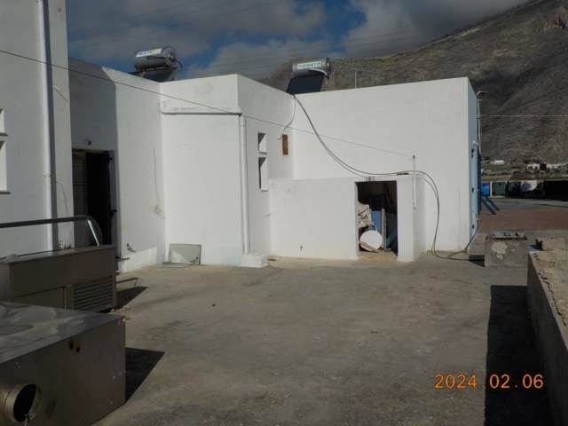 (For Sale) Commercial Commercial Property || Cyclades/Santorini-Thira - 185 Sq.m, 1.200.000€ 