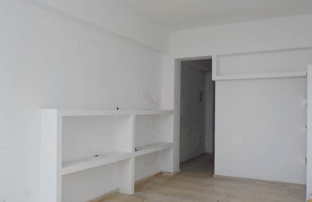 (For Rent) Commercial Retail Shop || Cyclades/Santorini-Thira - 75 Sq.m, 800€ 