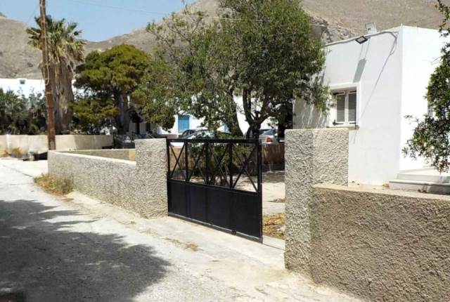 (Προς Πώληση) Κατοικία Μονοκατοικία || Κυκλάδες/Σαντορίνη-Θήρα - 101 τ.μ, 3 Υ/Δ, 350.000€ 