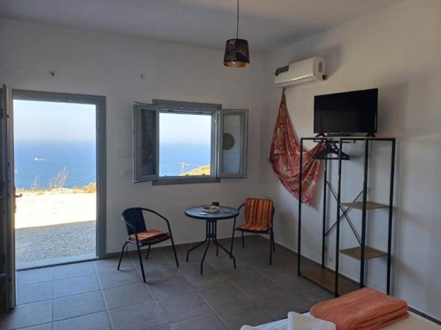 (For Rent) Commercial Detached house || Cyclades/Santorini-Oia - 70 Sq.m, 1.000€ 