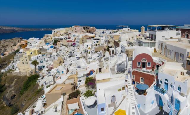 (Προς Πώληση) Επαγγελματικός Χώρος Κατάστημα || Κυκλάδες/Σαντορίνη-Οία - 65 τ.μ, 2.700.000€ 
