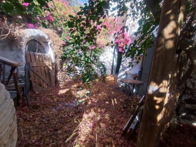 (Προς Ενοικίαση) Κατοικία Μονοκατοικία || Κυκλάδες/Σαντορίνη-Θήρα - 80 τ.μ 
