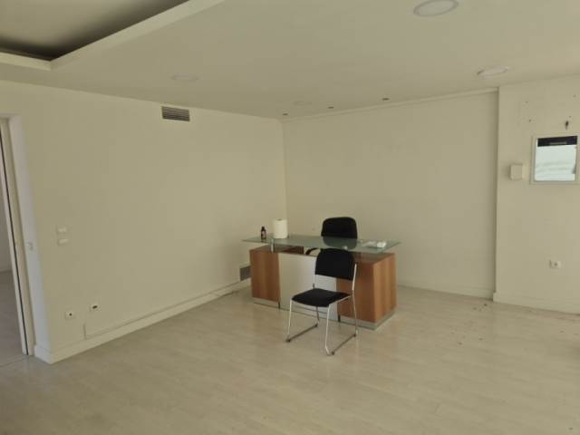 (For Rent) Commercial Office || East Attica/Agios Stefanos - 67 Sq.m, 550€ 